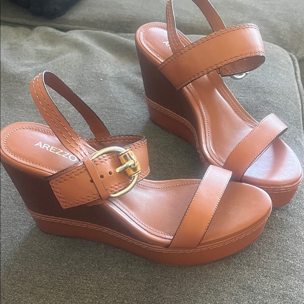 Arezzo Women's Brown Wedge Sandals